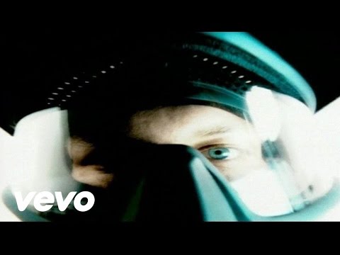 odeur - Music video by Zebda performing Le Bruit Et L'Odeur. (C) 1996 Barclay.