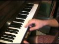 le�on de piano avec robert beaupr�. on ne peut plus facile. on ne comprend pas pourquoi, par contre, qu'� la fin il joue une sorte de musique virtuose ? est-ce qu'il manque des le�ons ? ou les trouver ?