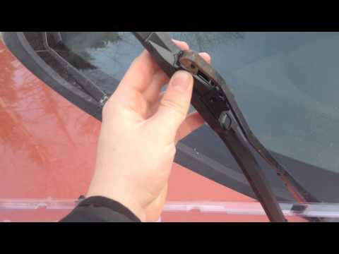 How to Change your Cars Windshield Wipers *Mazda 3 2004 HATCHBACK