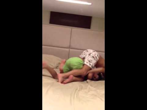 Treino Jiu Jitsu sem pano Caio e Enzo