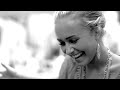 watch hayden panettiere getting a tattoo at the legendary spotlight tattoo by charlie roberts. the finger tattoo says 