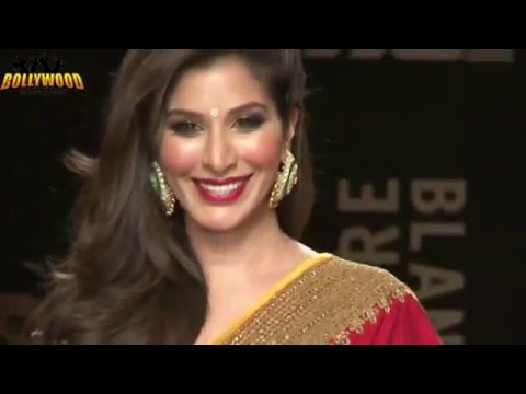 bollywood fashion shows - Bollywood showstoppers walk at LFW 2013- Many Bollywood celebs walked the ramp for designer Vikram Phadnis at the recently held LFW 2013.Check out who looked...