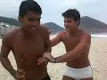 zoação na praia do leme 2