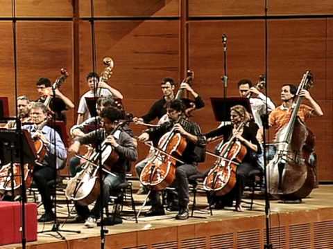 Chailly - Acquista su Amazon http://www.amazon.it/Viva-Verdi-Ouvertures-Preludes-Chailly/dp/B009J2VLXA/ref=sr_1_2?ie=UTF8&qid=1353680724&sr=8-2&tag=umusic-classic-21 I...
