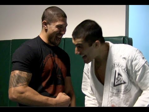 The Gracie Way (Ep. 14): Featuring Ronda, Lyoto, Schaub, CM Punk and T-city's First Round Triangle!