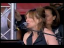 big emotion on the national colombian day when cecilem sang for ingrid and 10000 persons here....