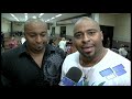 Alex e Alex na igreja onde gravaram o álbum ao vivo da dupla
