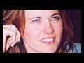 x�na ou lucy je l'adore elle chante super bien elle est une actrice trop bien et quand elle a chanter avec bonnie tyler c'�tait super elle a gagne la nouvelle star d'australie