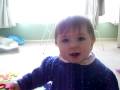 Jullia no seu quarto na NZ