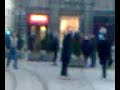 Mer Lwowa Sadowy pokazał protestującym serdeczny palec