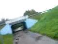 videos de en bomb vid en cevil polis