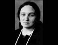 videos de Maria Yudina plays Mozart Concerto No. 23 in A Major (1/3)