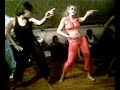 African dance training / Entrainement de danse africaine