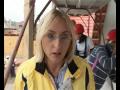 Gabi Szabo, insotita de alti mari sportivi romani, a participat la evenimentul Big Build 2009 la Beius unde a ajutat la construirea celor 10 locuinte pentru tineri si familii de tineri proveniti din orfelinat. ... Gabi Gabriela Szabo Big Build 2009 Beius Romania tineri orfani Habitat for Humanity pentru Umanitate 