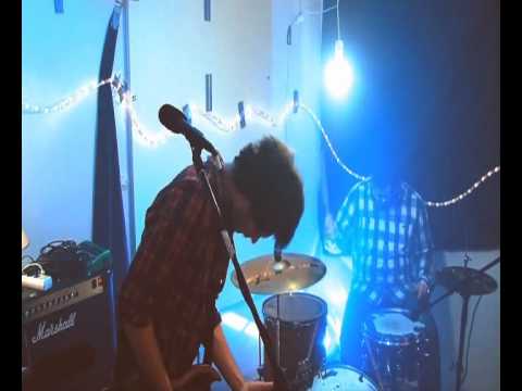 Prismo Perfect - Summer in the kitchen (French TV Performance, 10/2010)