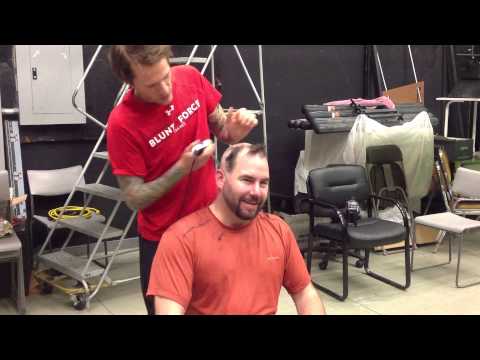 Ben Roy Shaves Johns Head