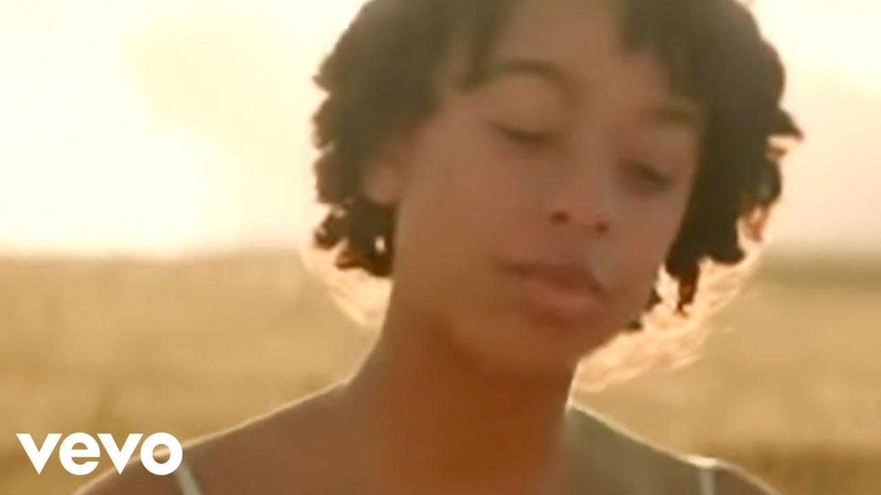 Corinne Bailey Rae - Put Your Records On