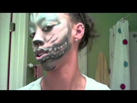 Contest Entry for QueenBeeuty's Annual Contest :)