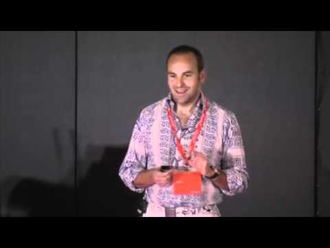 Plenary session AM Monday 09 May opening Ubuntu Developers Summit in Budapest (Oneiric Ocelot)