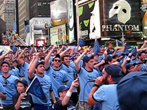 Chai Lifeline, Camp Simcha in Times Square Singing a Message of Hope