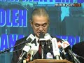 Prime MinisterAbdullah Ahmad Badawi (Umno)Deputy Prime MinisterNajib Razak (Umno)Finance MinisterAbdullah Ahmad Badawi (Umno)Second Finance MinisterNor Mohamed Yakcop (Umno)Deputies: Ahmad Husni Hanadzlah (Umno), Kong Cho Ha (MCA)Defence MinisterNajib Razak (Umno)Deputy: Abu Seman Yusop (Umno)Housing and Local Government MinisterOng Ka Chuan (MCA)Deputy: Robert Lau Hoi Chew (Supp), Hamzah Zainuddin (Umno)             Works MinisterMohd Zin Mohamed (Umno)Deputy: Yong Khoon Seng (Supp)Energy, Water and Communications MinisterShaziman Abu Mansor (Umno)Deputy: Joseph Salang GandumAgriculture and Agro-Based Industry MinisterMustapa Mohamed (Umno)Deputy: Rohani Abdul Karim (Umno)International Trade and Industry MinisterMuhyiddin Yassin (Umno)Deputy: Leow Wui Keong (LDP), Jacob Dungau SaganForeign MinisterRais Yatim (Umno)Deputy: Tengku Azlan Sultan Abu Bakar (Umno)Education MinisterHishammuddin Hussein (Umno)Deputies: Dr Wee Ka Siong (MCA), Razali Ismail (Umno)Transport MinisterOng Tee Keat (MCA)Deputy: Anifah AmanHealth MinisterLiow Tiong Lai (MCA)Deputy: Dr Abdul Latiff Ahmad (Umno)Human Resources MinisterS Subramaniam (MIC)Deputy: Noraini Ahmad (Umno)Home Affairs and Internal Security MinisterSyed Hamid Albar (Umno)Deputies: Chor Chee Heung (MCA), Wan Ahmad Farid Wan Salleh (Umno)Women, Family and Community Development MinisterDr Ng Yen Yen (MCA)Deputy: Noriah Kasmon (Umno)National Unity, Culture, Arts and Heritage MinisterShafie Apdal (Umno)Deputy: Teng Boon Soon (MCA)Science, Technology and Innovation MinisterDr Maximus Ongkili (PBS)Deputy: Fadillah YusofEntrepreneurial and Cooperative Development MinisterNoh Omar (Umno)Deputy: Saifudin AbdullahHigher Education MinisterMohd Khaled Nordin (Umno)Deputies: Idris Haron (Umno), Dr Hou Kok Chung (MCA)Information MinisterAhmad Shabery Cheek (Umno)Deputy: Tan Lian Hoe (Gerakan)Natural Resources and Environment MinisterDouglas Uggah Embas (PBB)Deputy: Abdul Ghapur Salleh (Umno)Rural and Regional Development MinisterSenator Muhammad Muhammad Taib (Umno)Deputies: Joseph Kurup, Joseph Entulu BelaunDomestic Trade and Consumer Affairs MinisterShahrir Abdul Samad (Umno)Deputy: Jelaing MersatPlantation Industries and Commodities MinisterPeter Chin Fah Kui (Supp)Deputy: Kohilan Pillay (Gerakan)Youth and Sports MinisterIsmail Sabri Yaakob (Umno)Deputy: Wee Jeck Seng (MCA)Tourism MinisterAzalina Othman Said (Umno)Deputy: Sulaiman Abdul Rahman Abdul Taib (PBB)Federal Territories MinisterZulhasnan Rafique (Umno)Deputy: M Saravanan (MIC)