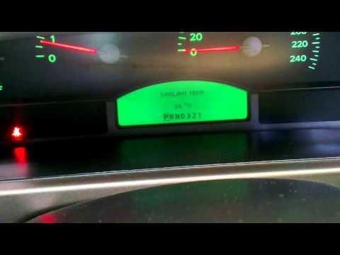 how to tighten fan belt on vz commodore