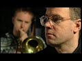 norrbotten big band. rehearsal and gig in new york
leader:
tim hagans
saxes:
h�kan brostr�m
jan thelin
mats garberg
bengt ek
per moberg
trumpets:
bo strandberg
dan johansson
magnus ekholm
tapio maunuvaara
trombones:
po svanstr�m
magnus puls
peter dahlgren
bj�rn h�ngsel
piano:
ion baciu
keyboard:
scott kinsey
bass:
david dyson
drums:
billy kilson
turntables:
dj kingsize
sopranosaxophone:
bob belden