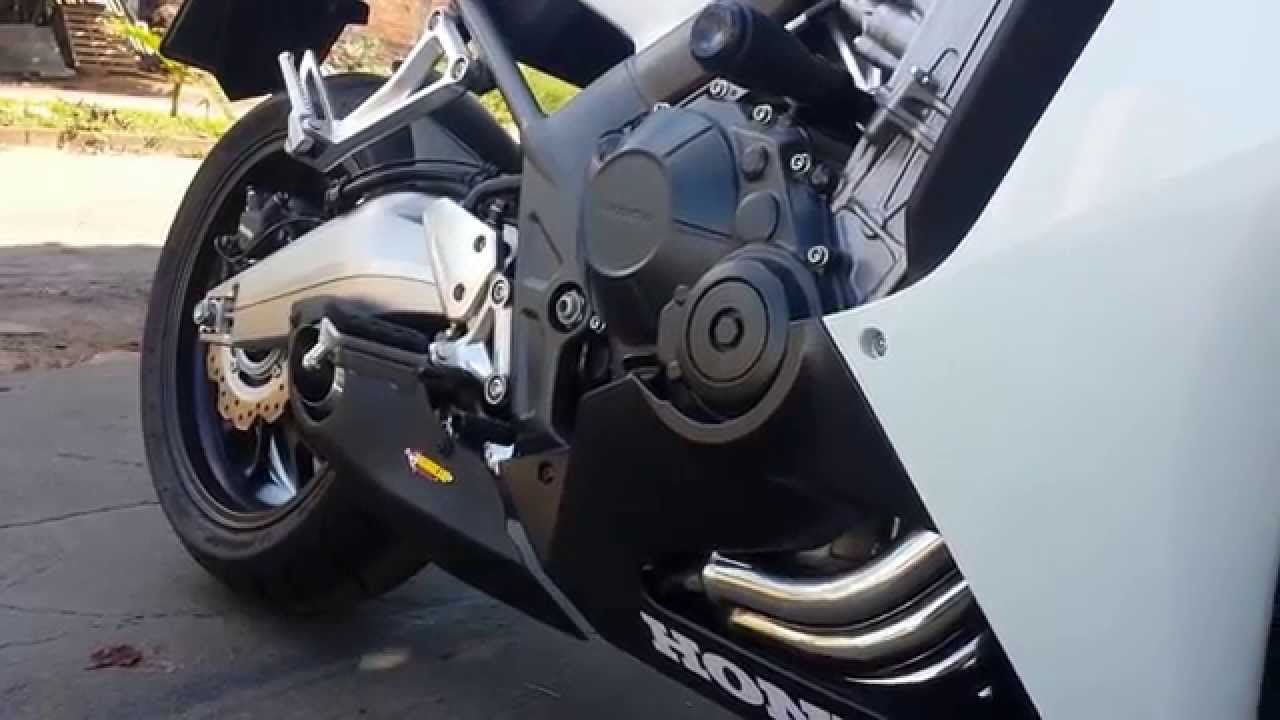 Capa do vídeo  Escapamento Hurrimade Evolution Cortando Honda CBR 650F 2013 a 2017