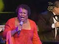 gute nachricht, gemeinsames singen, erhebend, spirituell und explosiv: wenn stimmen zu fliegen beginnen und herzen sich �ffnen, dann ist das gospel. seinen weltweit vollkommensten ausdruck findet dieser in den konzerten der ber�hmten, originalen harlem gospel singers.

die majest�tisch wallenden, vielfarbigen, seidenen gew�nder, der kraftvolle chor sorgsam ausgew�hlter wunderbarer solostimmen, die ausgezeichneten musiker an orgel, klavier, schlagzeug, bass und saxofon: der pulsierende new yorker stadtteil harlem -- heimat von mehr als 400 kirchlichen gemeinden und vor allem wiege der reichhaltigen, afroamerikanischen kultur -- stand anfang der neunziger jahre pate bei der gr�ndung der harlem gospel singers. und so ist ihr typischer zeitgem�� moderner, unverwechselbarer sound auch das ergebnis virtuoser musikalischer ausfl�ge in den blues- und jazzbereich. ohne ber�hrungs�ngste gegen�ber ?weltlichen einfl�ssen