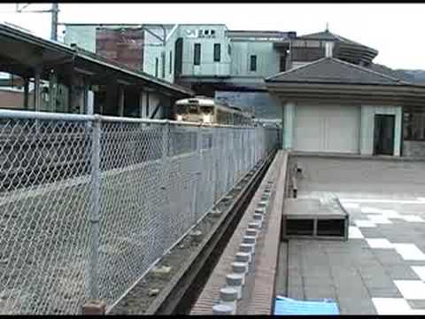 JR江原駅に入線する113系3800番台