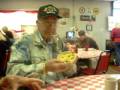 videos de CHRISTMAS DINNER AT FOUR STAR DINER 2008