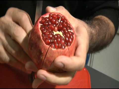 how to open pomegranate