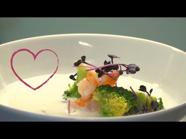 Zitronensuppe mit Broccoli und Garnelen | Der perfekte Gang zum Valentinstag