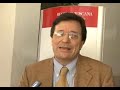 Abbiamo presentato il quadro delle infrastrutture che sono in cantiere e che si realizzeranno entro pochi anni. 11 miliardi di euro per realizzare le opere già decise e prioritarie. Abbiamo presentato questa ricognizione per tre ragioni. La prima è perché siamo attenti alla situazione economica della nostra regione e del nostro Paese:  i segni di stagnazione economica sono davanti a noi e dobbiamo quindi mobilitare tutte le risorse per evitare una fase di stallo. Le infrastrutture sono senz'altro una leva importante per dinamizzare l'economia e contribuiscono ad aumentare l'occupazione. La seconda, stiamo preparando un dossier Toscana per il nuovo governo in cui indicheremo le priorità per la Toscana. I progetti su cui vogliamo lavorare insieme per favorire la crescita della nostra regione. Sicuramente la parte infrastrutturale sarà tra le più importanti. Infine la terza ragione, dare un contributo ad un dibattito che si sta aprendo visto che siamo alla fase conclusiva della legislatura per molti Comuni e molte Provincie e ci stiamo avviando verso i rendiconti del lavoro fatto e i progetti per il  futuro. Propongo quindi un approccio al tema delle infrastrutture che veda al primo punto  il concentrarsi sulle opere già in corso perché dobbiamo completare il pacchetto delle opere decise. Poi dobbiamo verificarne gli effetti. Abbiamo grandi opere come l'alta velocità, nuove autostrade e i nuovi sistemi di relazione orizzontale e verticale: vediamo che risultati portano, se sono sufficienti o se c'è bisogno anche di altro. Dobbiamo poi evitare 2 errori opposti: uno è quello di considerare le opere infrastrutturali non necessarie e all'altro opposto quello di lanciare l'idea di creare nuove opere senza averne verificato la fattibilità tecnica e ambientale, senza aver verificato se i Comuni e le popolazioni sono d'accordo. Evitando questi 2 errori possiamo dare un approccio moderno, istituzionalmente corretto e anche molto concreto al tema delle infrastrutture nella nostra regione.