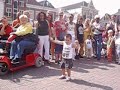 Swingende peuter bij Dias latinos
