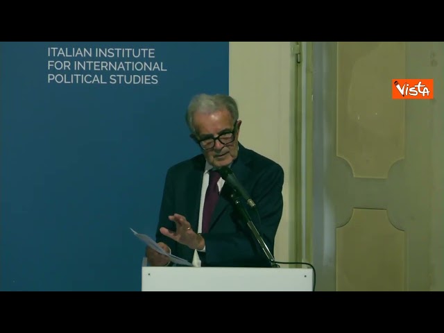 Prodi: Trump odia la democrazia e l'Ue che considera un impiccio