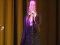 Click here to watch this video Flying - Chris De Burgh - por The Ember's Moon en vivo (sonido masterizado)