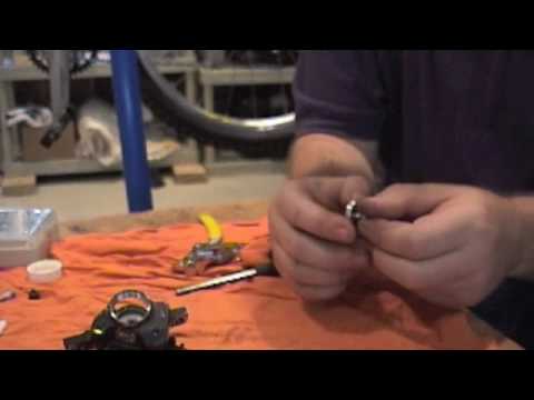 New (2007 and up) Avid BB7 cleaning PART 1