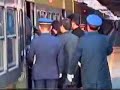 Chiński (lub Japoński?) pociąg na stacji kolejowej. Nawet Bohumil Hrabal tego nie wymyslił w swoim opowiadaniu! Trains in China!