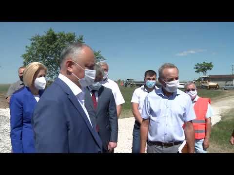 Șeful statului s-a familiarizat cu construcția porțiunii de șosea dintre satele Congaz și Baurci din Autonomia Găgăuză