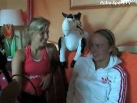 Holland House in sjiek hotel hockeydames