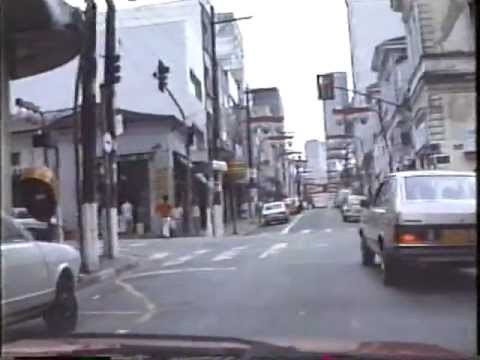 1988 - Uma volta na cidade com carro.