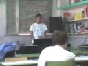 Manel maltratando al piano