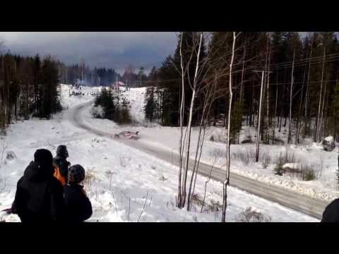 Henning Solberg hit a snowbank in Rally Sweden 2014 Henning Solberg hit a snowbank in Rally Sweden 2014