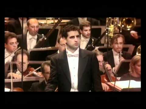 Juan Diego Florez Recital au Theatre des Champs Elysees, Paris 2004 Roberto Maria Grassi