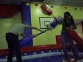 Rudy X Manu em: Luta de Cotonetes Gigantes! (3� Round)