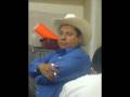 videos de fuego en la retro-cuco de oro