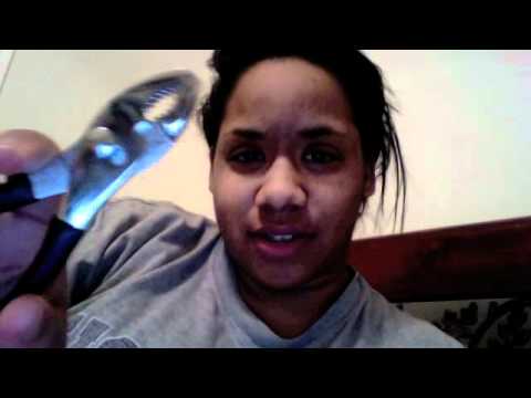 how to get a h&m security tag off