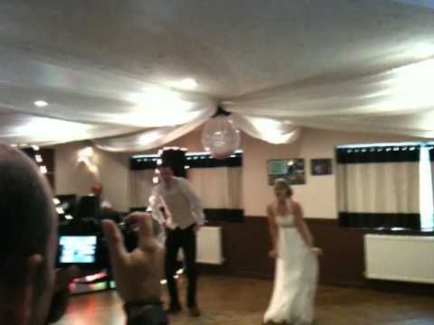 Bailes de matrimonios fuera de lo común