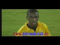الســلام عليــكمأحب أن أقدم هذا المشهد الخارق لللاعب الكبير أحمد خليل شقيق المتميز في المنتخب الأماراتي وفي نادي الأهلي فيصل خليل بصوت الفنان الكبير والغني عن التعريف فارس عوض معلق قناة دبي الرياضية .. قصدي بوظبي الرياضية